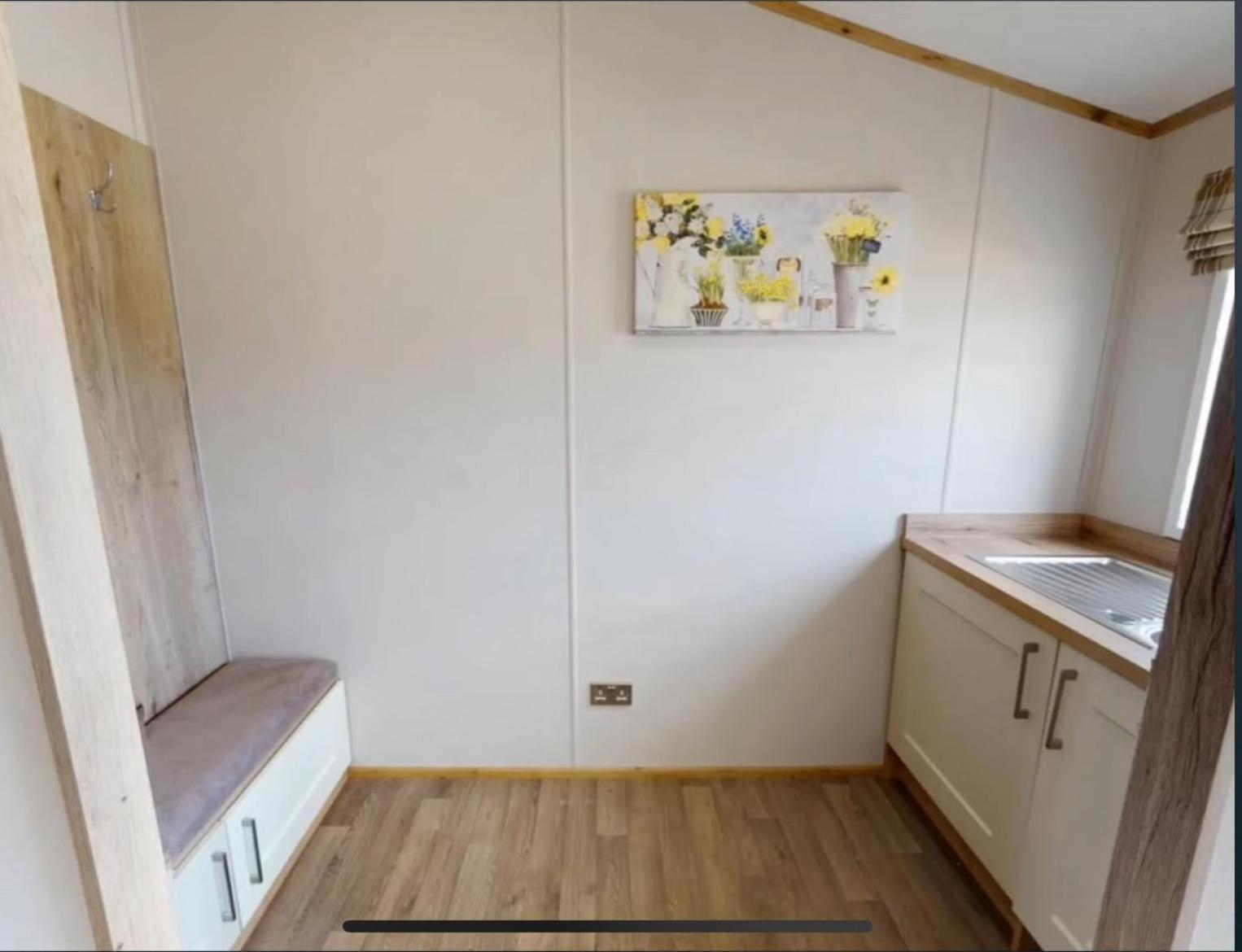Golden Anchor - The Oakland Lodge - Coastal Caravan Breaks Chapel Saint Leonards Exterior photo